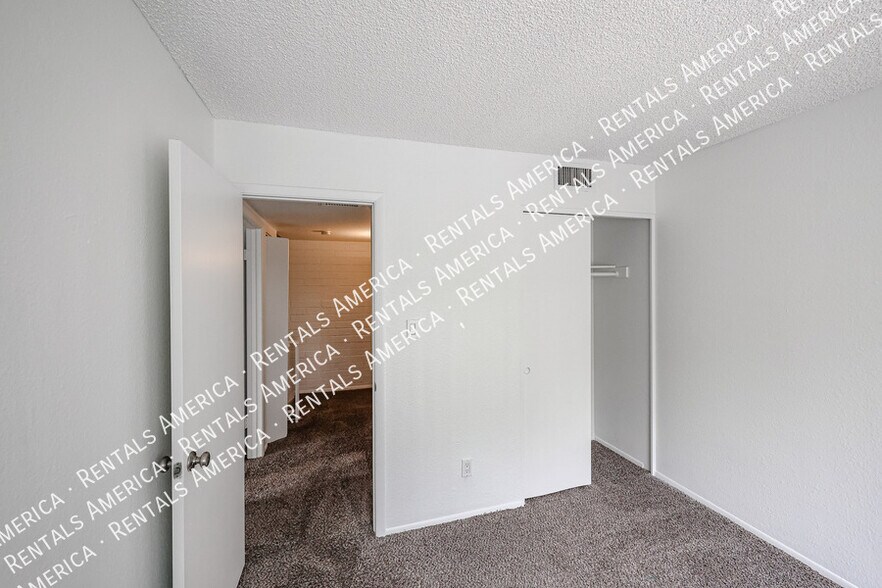 Building Photo - 4112 N 81st St