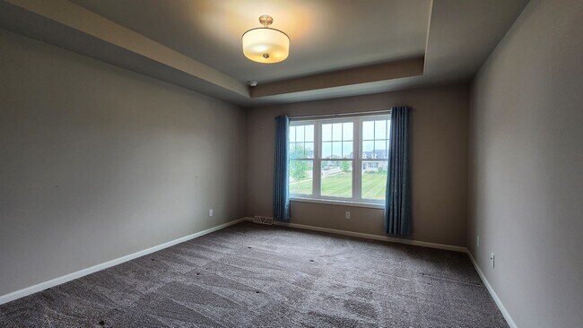 Building Photo - 9359 Highland Gate Way
