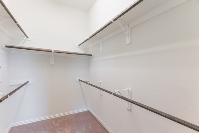 Building Photo - 4583 New Country Dr