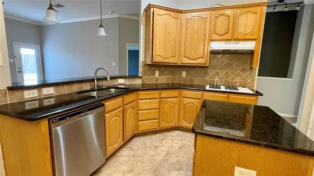 Building Photo - 5330 Golfside Dr