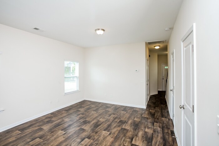 Building Photo - 245 Jimmy Love Ln