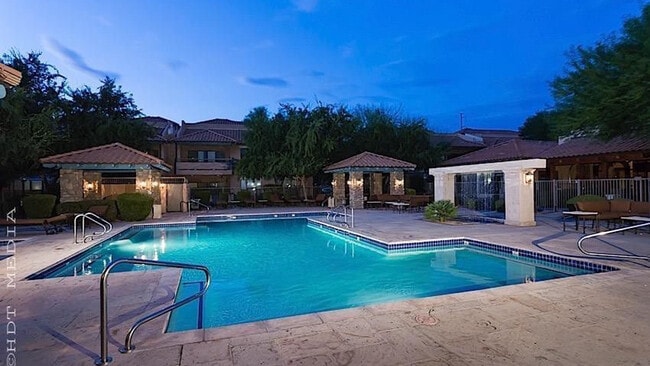 Building Photo - 20660 N 40th St