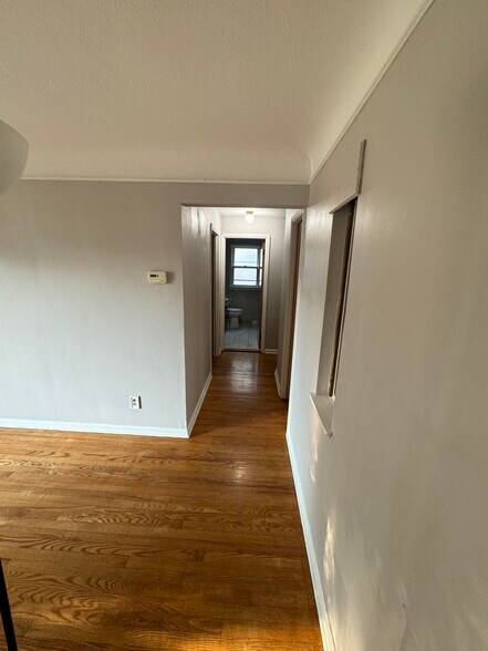 Building Photo - 3855 W 133rd St