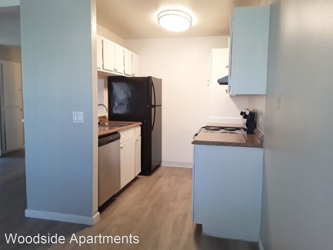 Building Photo - 2557 Alvin Ave