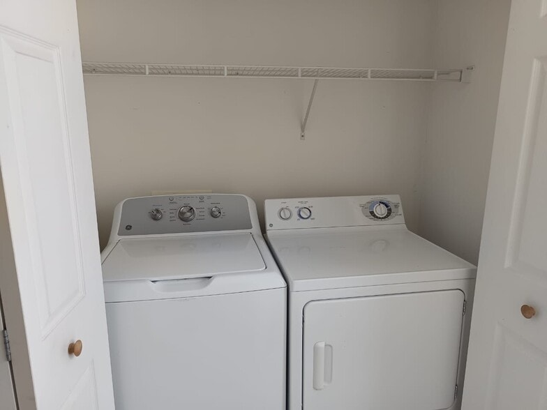 Building Photo - 3646 NY-145