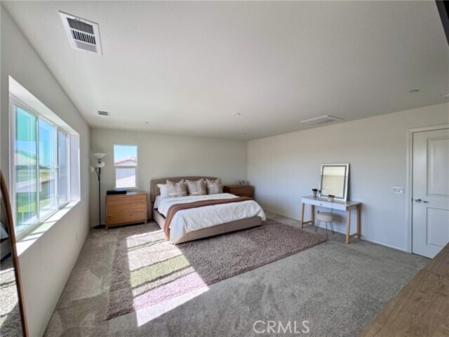 Building Photo - 36224 Owens Dr