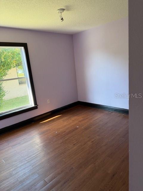 Building Photo - 937 Picardy Dr