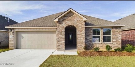 Building Photo - 121 Autumn Dr