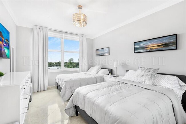 Building Photo - 2110 N Ocean Blvd