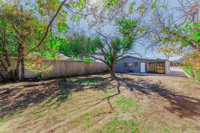 Building Photo - 3305 Elm Grove Rd