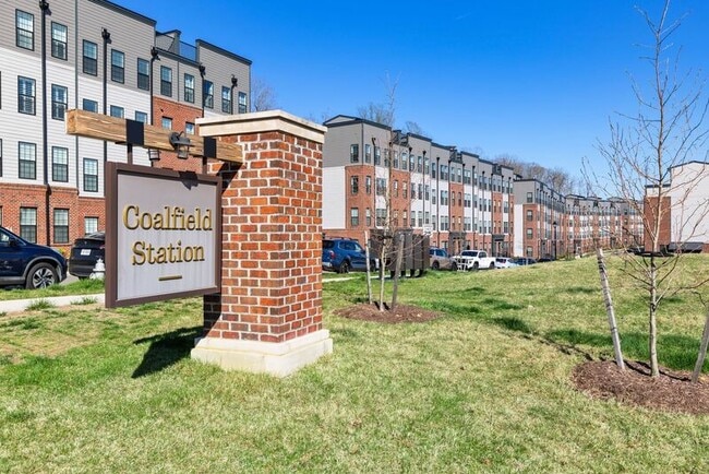 Building Photo - 13353 Coalfield Station Ln