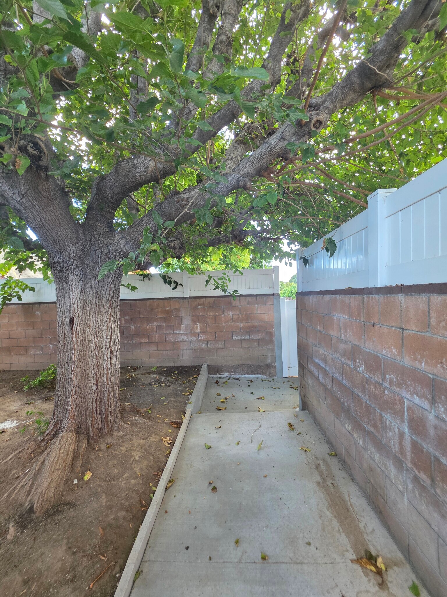 Building Photo - 18230 Chase St