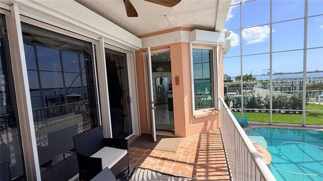 Building Photo - 218 Sand Key Estates Dr