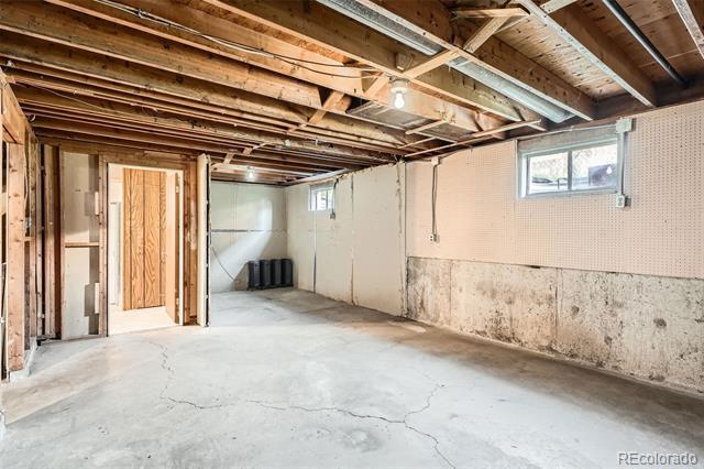 Building Photo - 1225 S Ames St