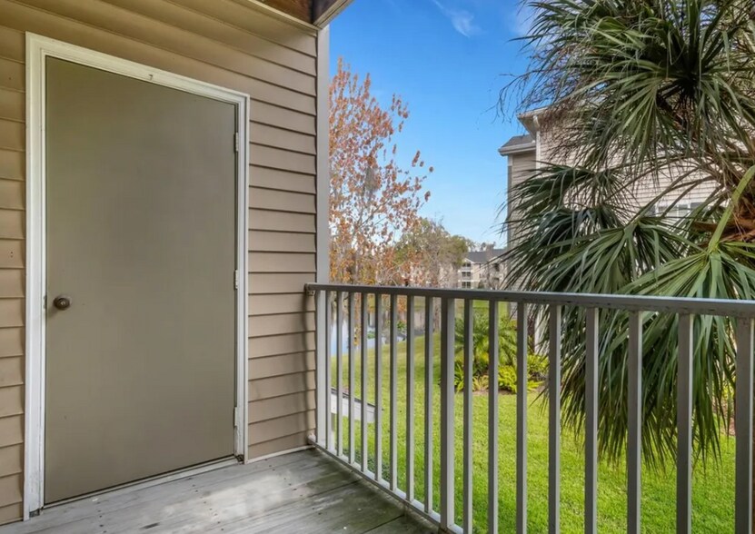 Building Photo - 4280 Summer Landing Dr