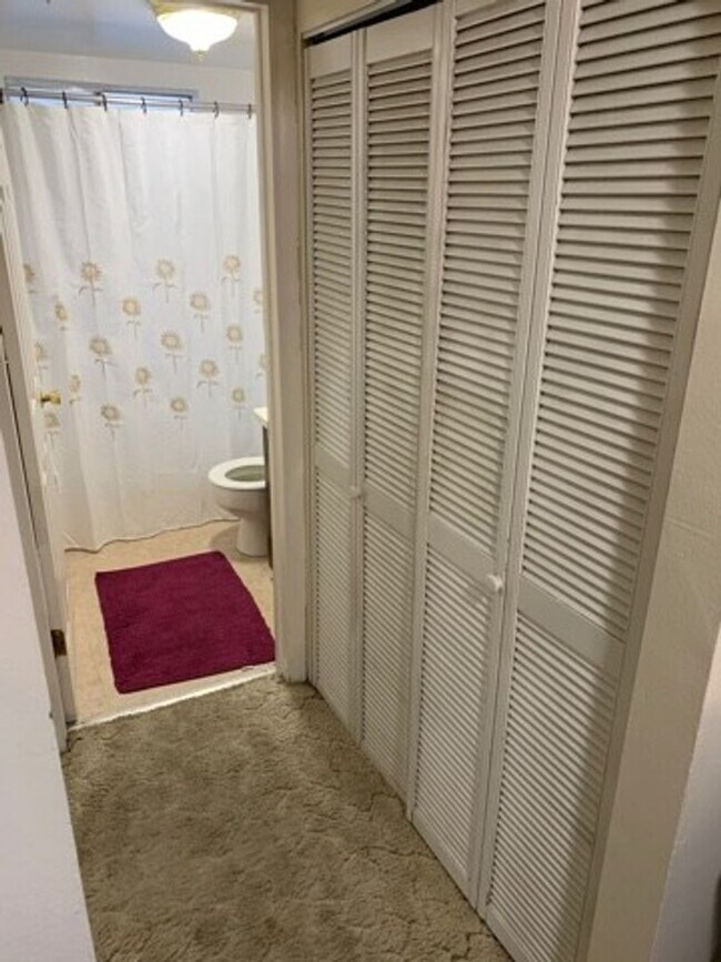 Building Photo - 1B/1B Pet Friendly Apartment South of BYU