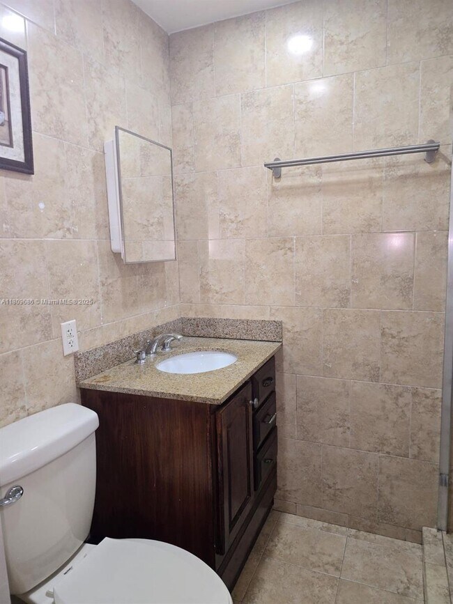 Building Photo - 375 W 56th St