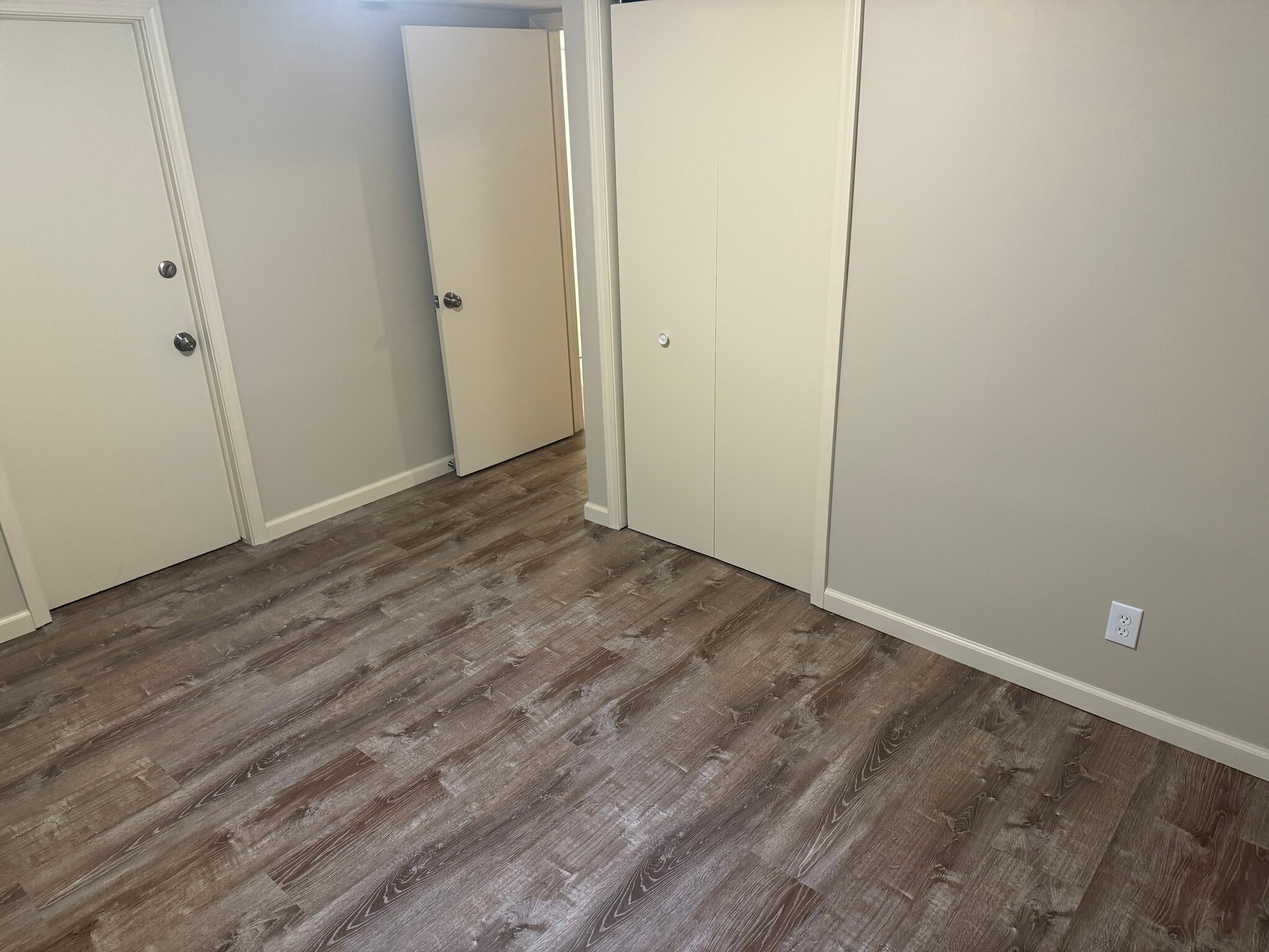 Building Photo - 4642 Bancroft Ave