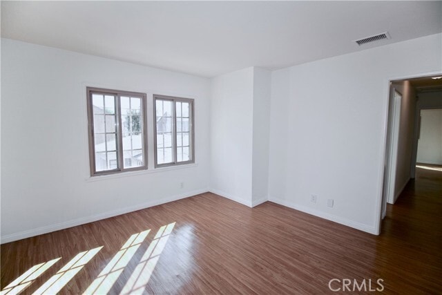 Building Photo - 6951 Simpson Ave