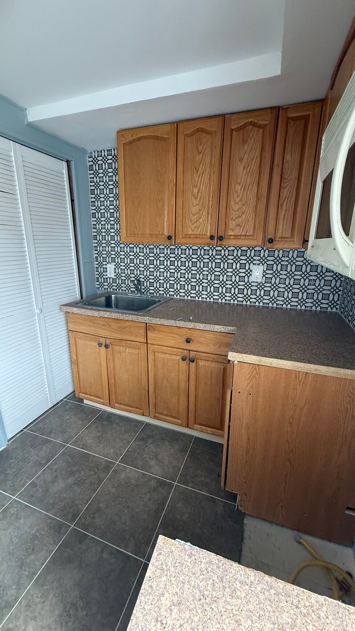 Building Photo - 1218 Drexel Ave