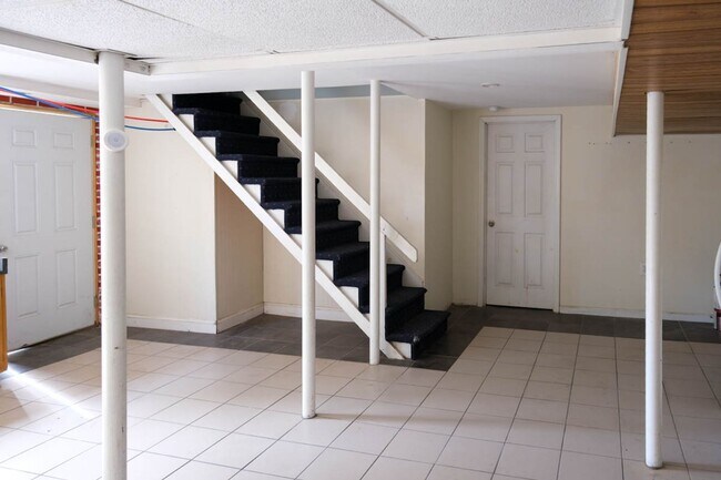 Building Photo - 22 Cahu Dr