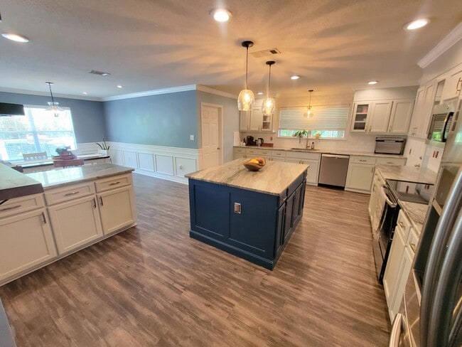 Building Photo - 2664 Shoni Dr