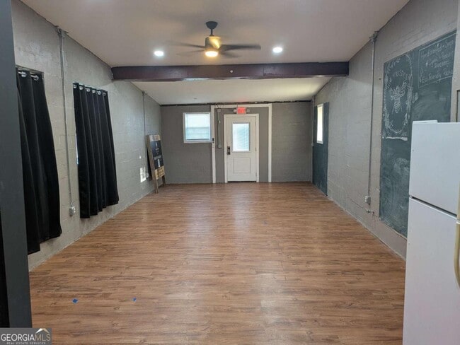 Building Photo - 242 N 5th Ave