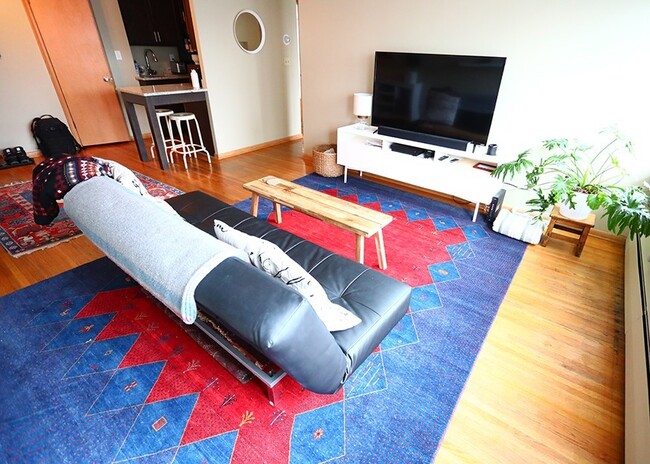 Interior Photo - River Flats
