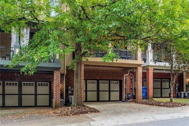 Building Photo - 1219 Mecaslin St NW