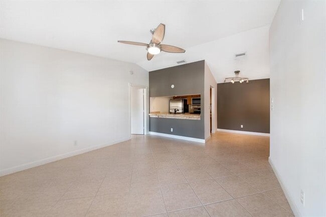 Building Photo - 9466 Boca Cove Cir