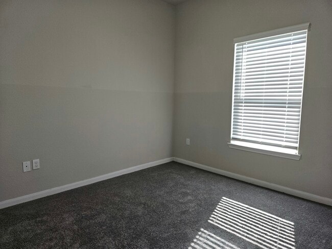 Building Photo - 4801 Wenda St