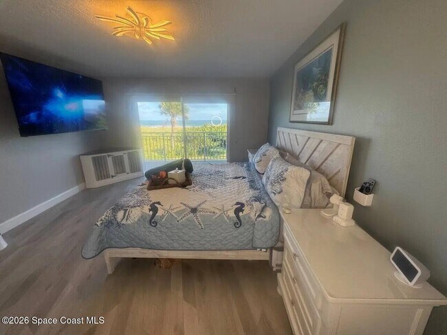 Building Photo - 4850 Ocean Beach Blvd