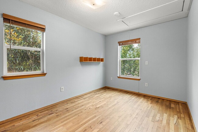 Building Photo - 4308 N Albina Ave