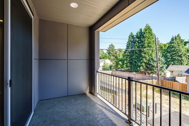 Building Photo - Move In Ready 3 Bedroom 2.5 Bathroom - Convenient Camas Location