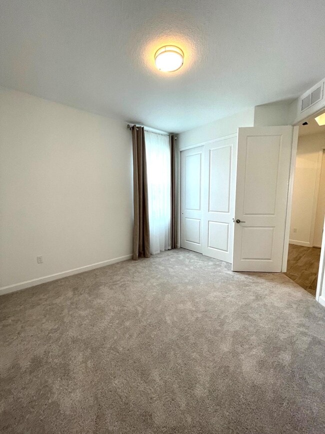 Building Photo - 13419 Noble Dr