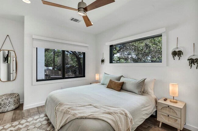 Building Photo - 613 Terrell Hill Dr