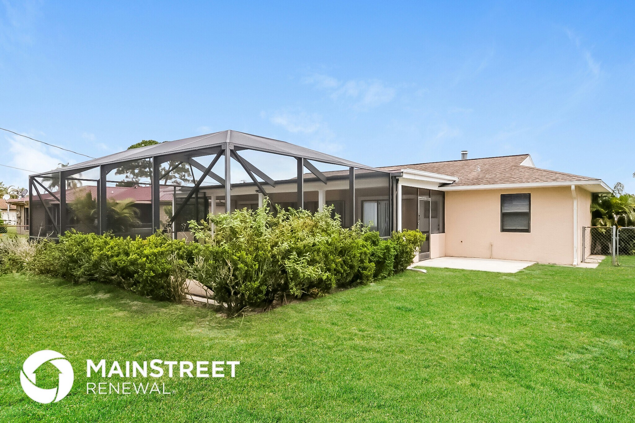 Building Photo - 350 NE Genesee Ave