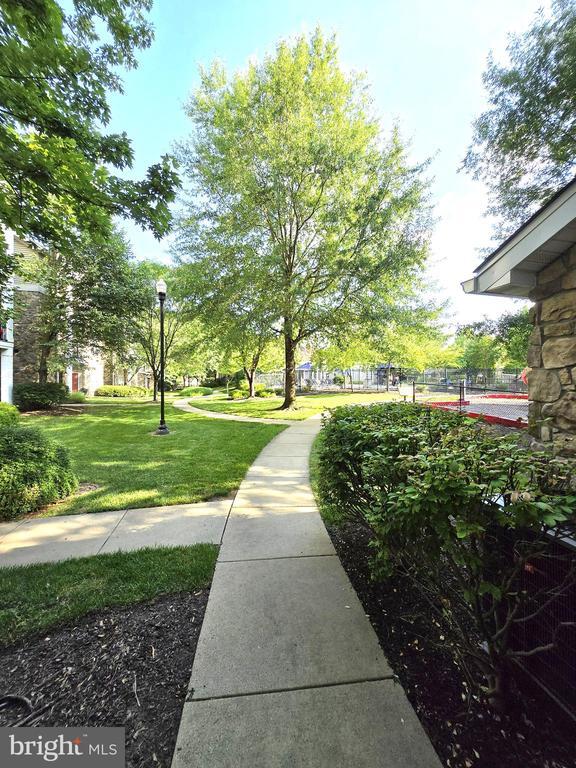 Building Photo - 13369 Connor Dr