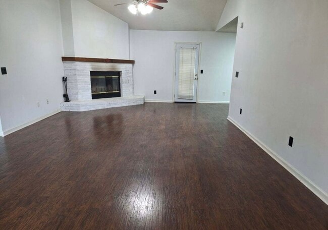 Building Photo - 7266 20th Ave