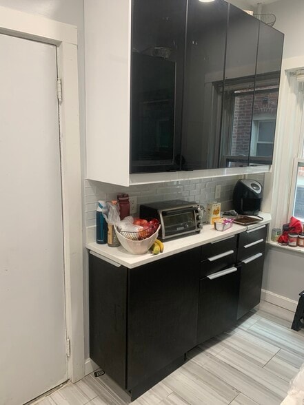 Building Photo - 1307 Commonwealth Ave