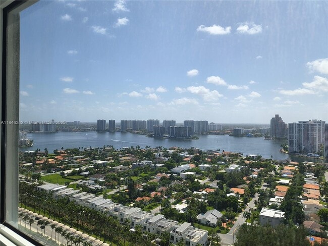 Building Photo - 19111 Collins Ave