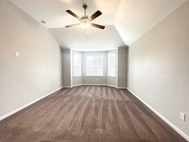 Building Photo - 7018 Baitland Dr
