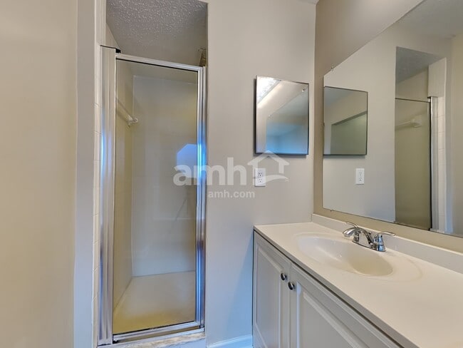 Building Photo - 96122 Stoney Glen Ct