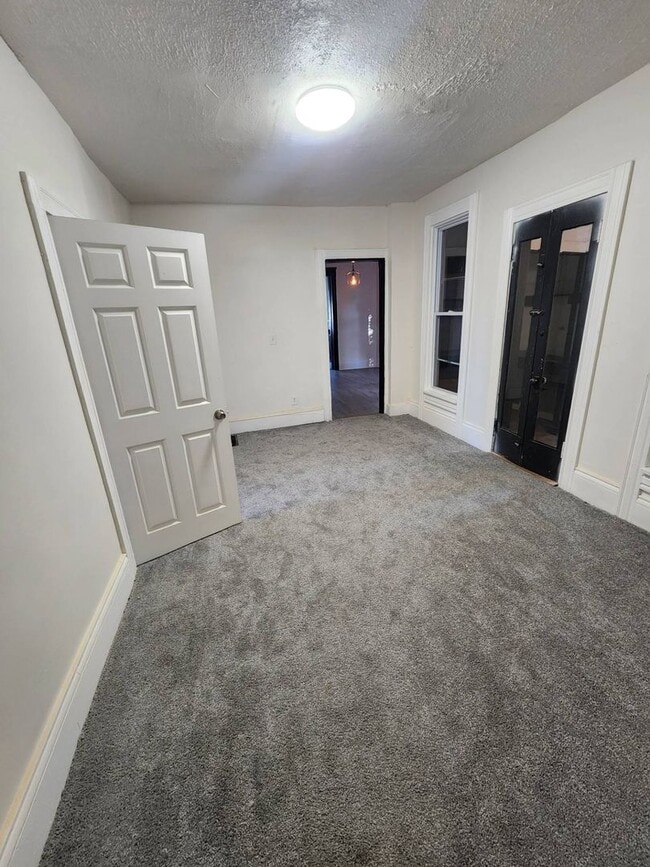 Building Photo - 2186 E 89th St