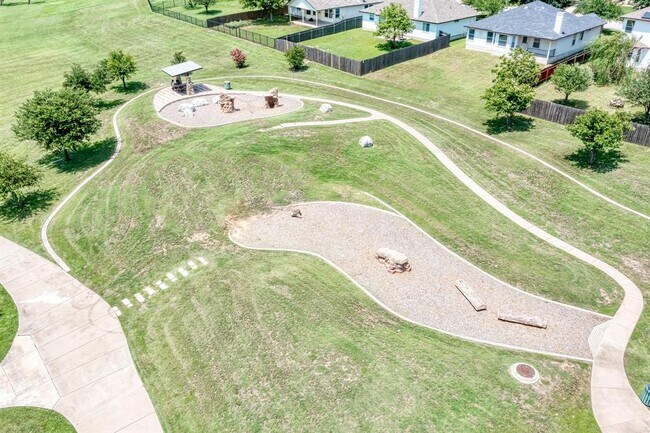 Building Photo - 216 Cassandra Dr