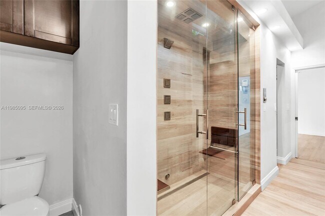 Building Photo - 776 NE 74th St