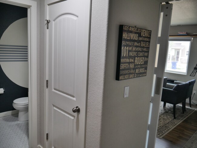 Building Photo - 2 Story Stunner in Widefield - $2750/Mos P...