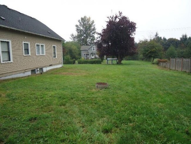 Building Photo - 5 bedroom in Lake Stevens WA 98258