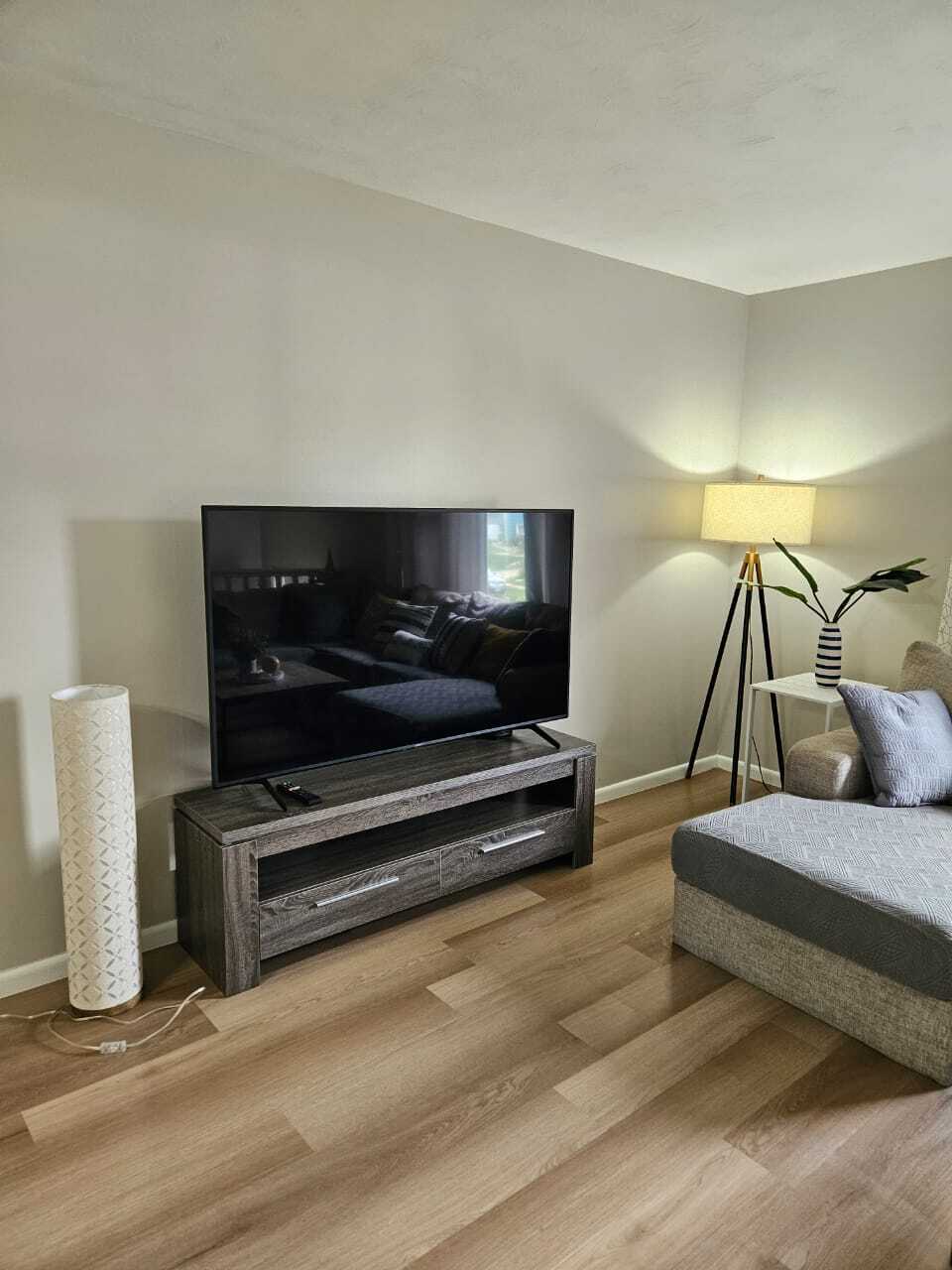 Building Photo - 3010 S 46th Ave