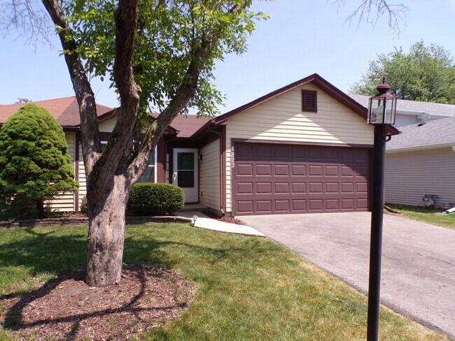 Building Photo - 1823 Shetland Rd